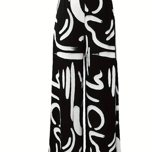 Abstract Black and White Wide-Leg Pants - Picture 2 of 8